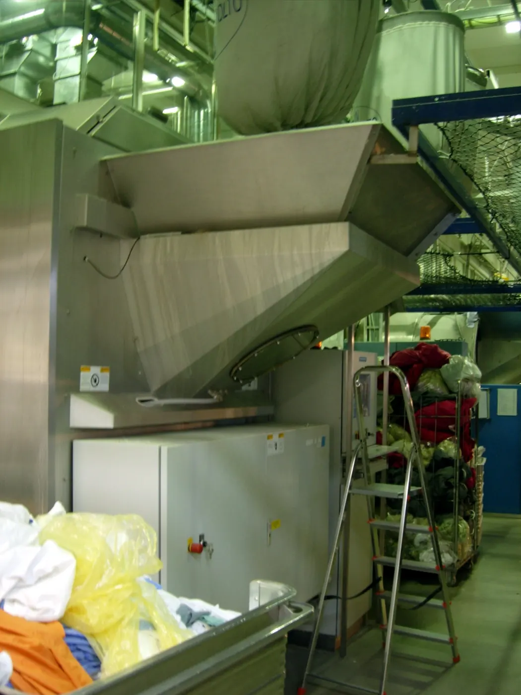 Tunnel washer installation